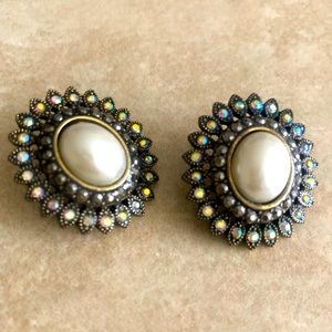 SPECIAL! Any 2 for 20, 3 for 25! Vintage look earrings, pearl, rhinestones